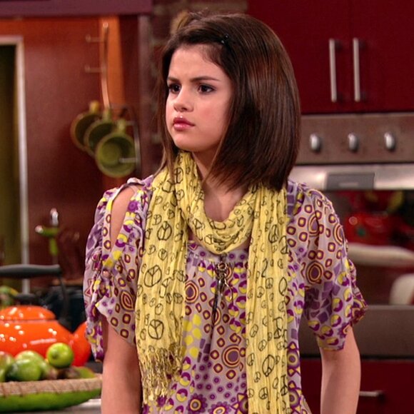 Silk Purple Pattern Blouse with Shoulder Cutouts ASO Alex Russo - Picture 7 of 8